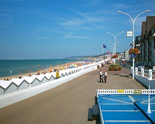 Super Deauville Appartement 2 Pieces Cosy Proche Plage Plein Sud Villers-sur-Mer Eksteriør bilde